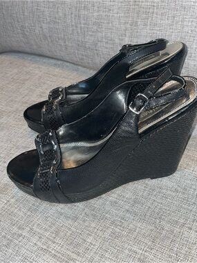 White House Black Market Venice Black Leather Wedge Sandals Women’s Size 8.5